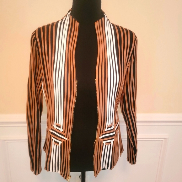 Traveler Chico's Jacket - Picture 8 of 9